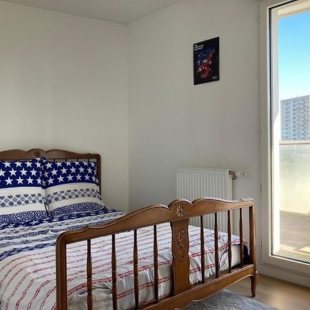 Appartement 87 M2 - 3 Chambres - 6 Personnes - Proche Paris - Parking Gratuit Asnières Kültér fotó